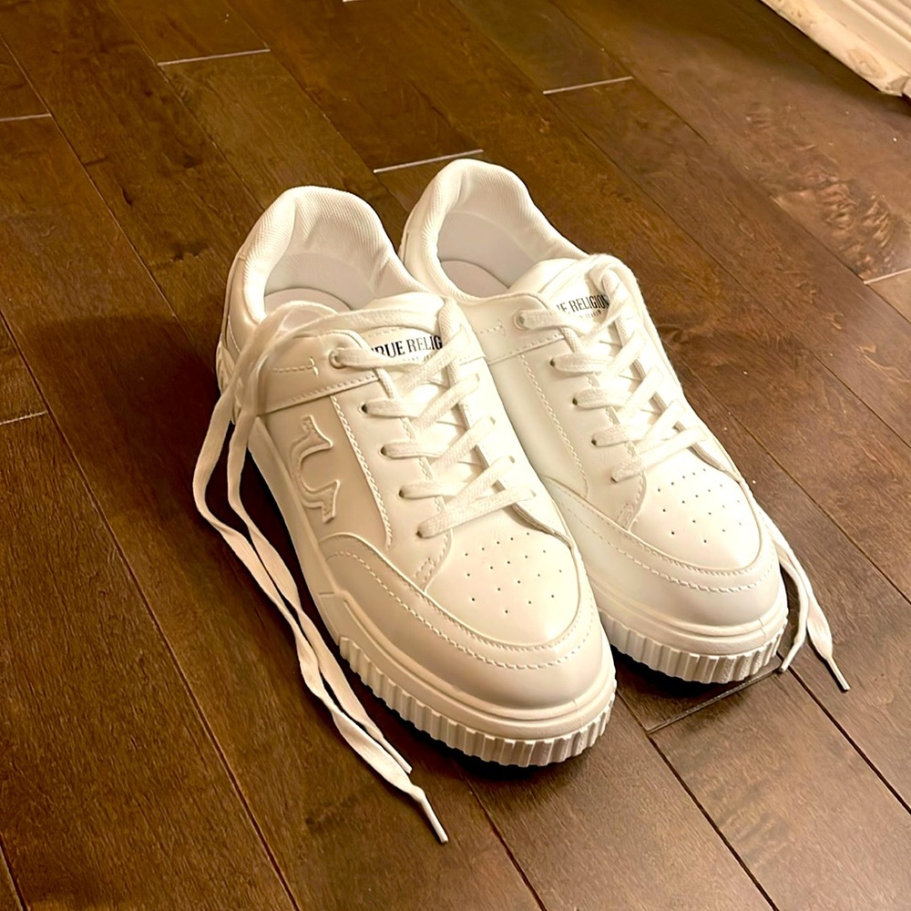 True religion sneakers
